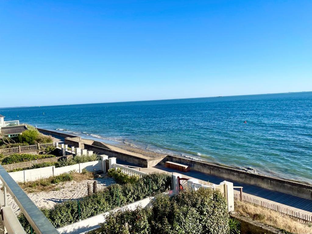 Large Studio Direct Access To The Beach Pornichet Exteriör bild