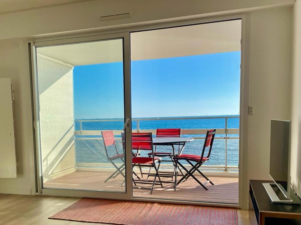 Large Studio Direct Access To The Beach Pornichet Exteriör bild