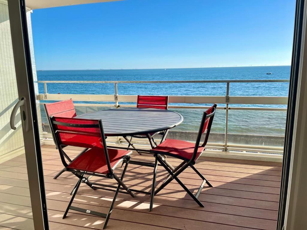 Large Studio Direct Access To The Beach Pornichet Exteriör bild